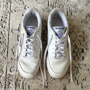 Reebok Classic White Lace-Up Sneakers- Size Women’s 7